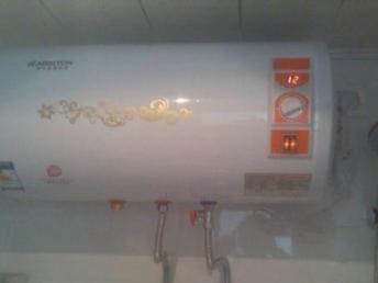 廠(chǎng)價(jià)直銷(xiāo) 阿里斯頓數(shù)碼款電熱水器，武漢安裝僅需450元